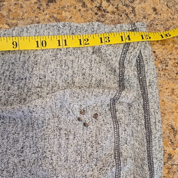 Ruby Rd. Heather Gray Top - Picture 7 of 8